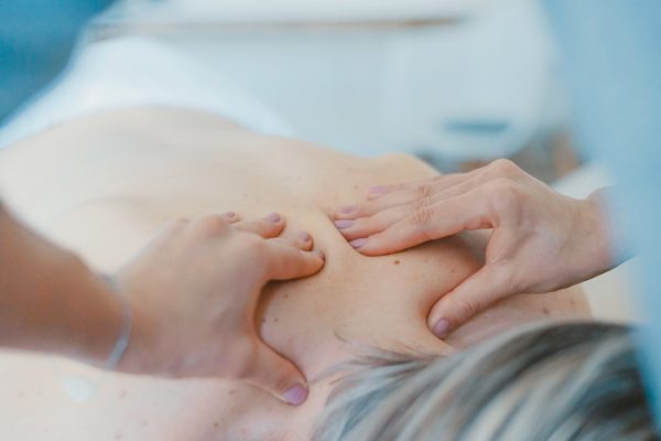physiotherapy, massage therapy, registered dietitian and chiropractic services in Ottawa, Canada