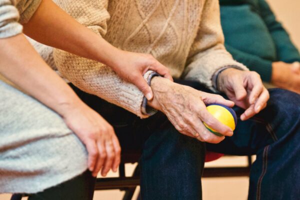 physiotherapy, massage therapy, registered dietitian and chiropractic services in Ottawa, Canada